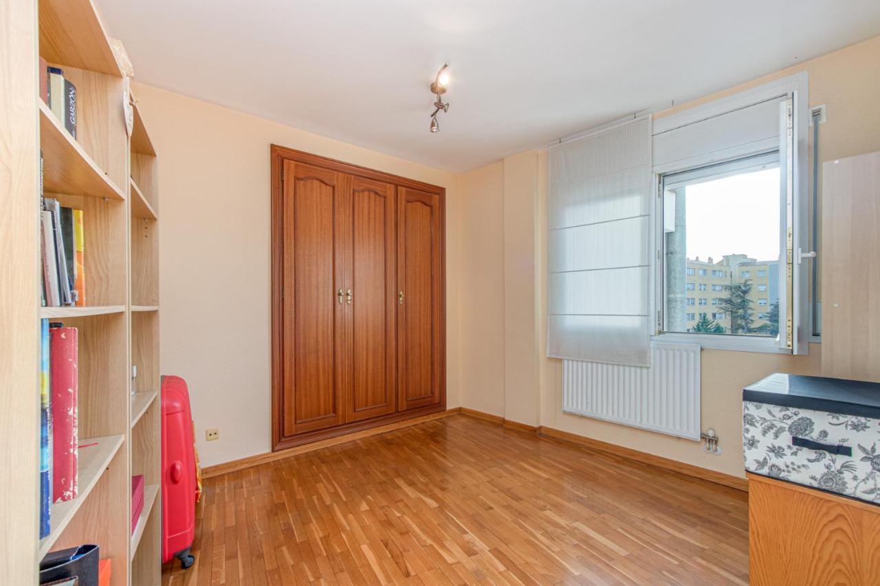 Dali City Apartamento Figueres  Dış mekan fotoğraf